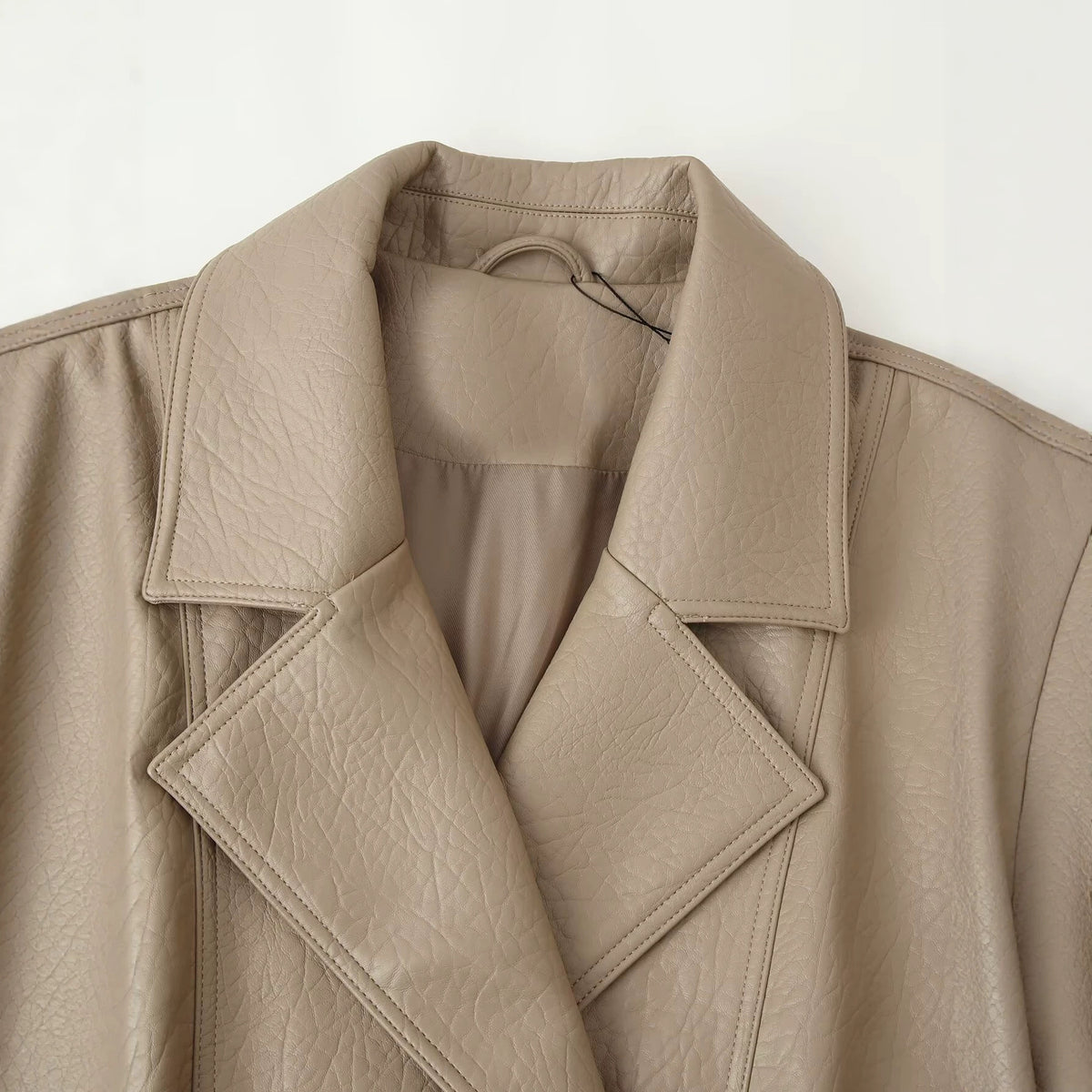 Veste décontractée et ample à double boutonnage en similicuir